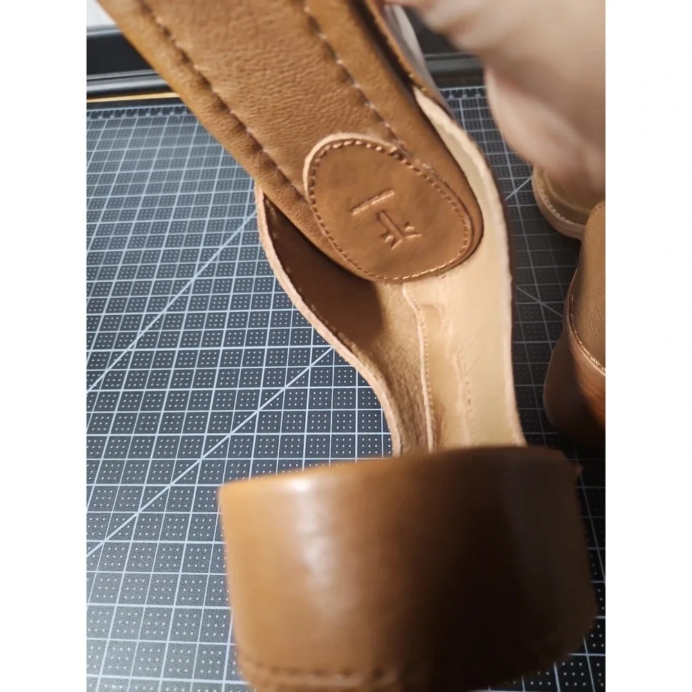 Frye Women's Brielle Back‎ Zip Heeled Sandal, Cognac, women Sz 9.5M